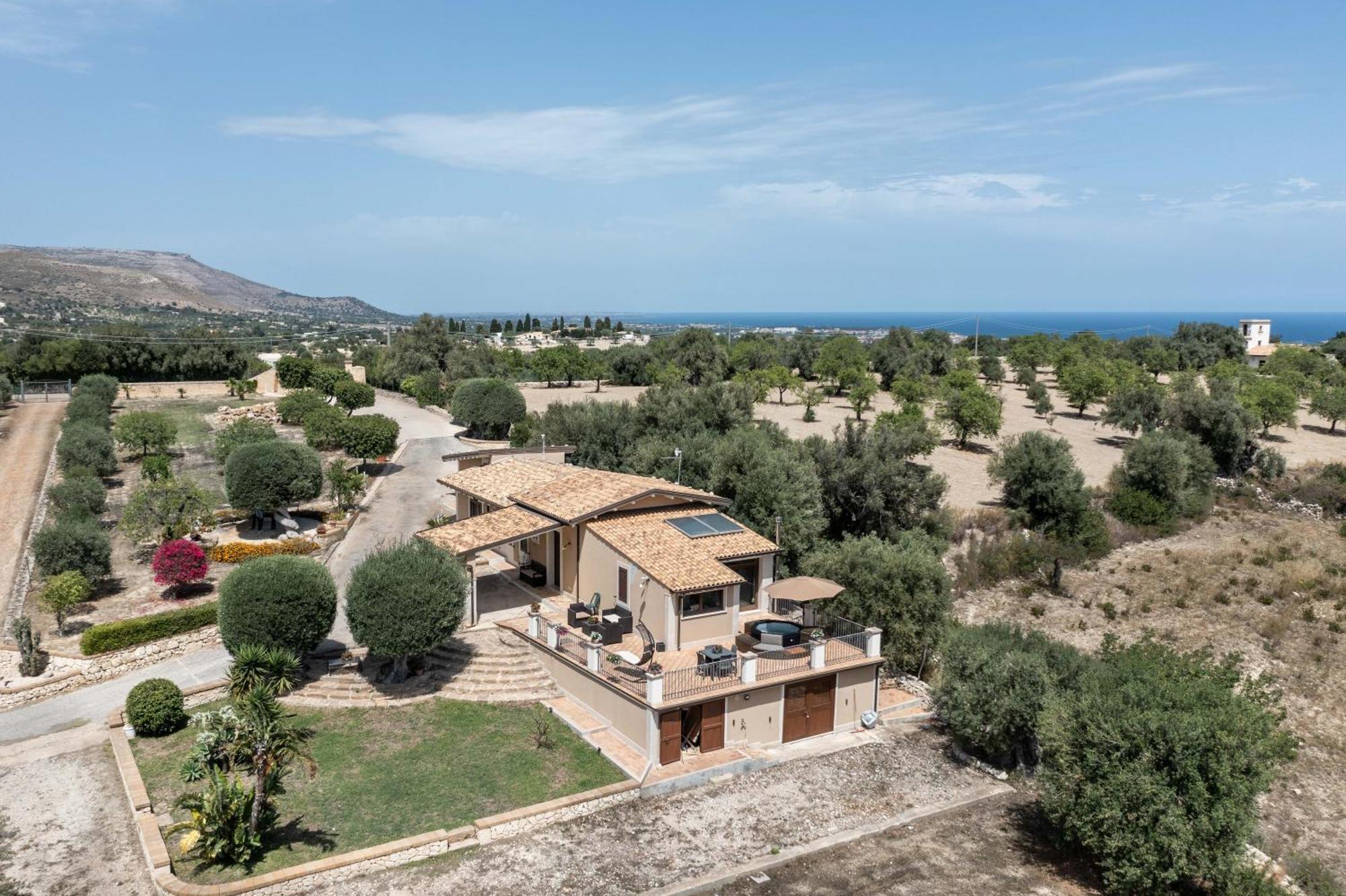 Badessa Villa Noto