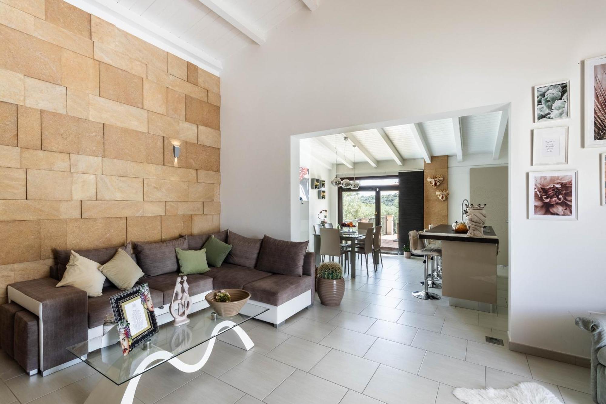 Badessa Villa
